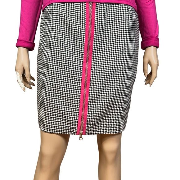 Vintage J Jodi Houndstooth Wool Cape Jacket and Skirt Set with Fuchsia Mock Neck - Picture 8 of 16
